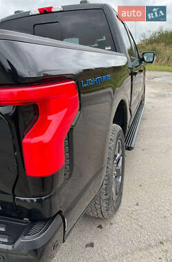 Пикап Ford F-150 2023 в 