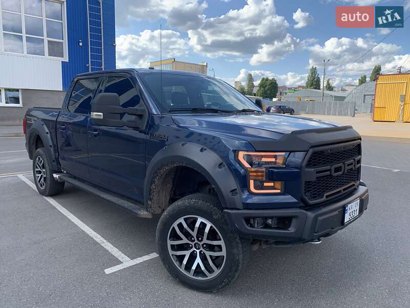 Пикап Ford F-150 2015 в 