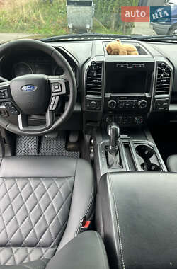 Пікап Ford F-150 2017 в 