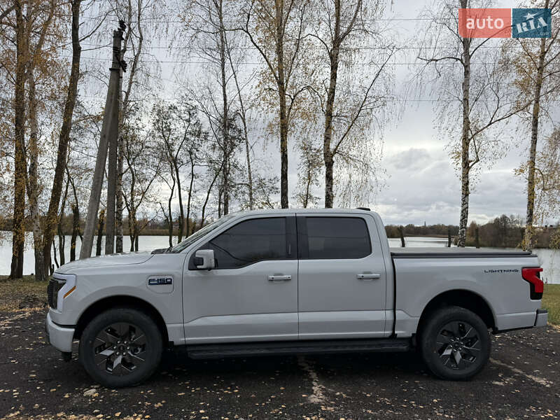 Пикап Ford F-150 2024 в Сумах фото 9 Пикап Ford F-150 2024 в Сумах