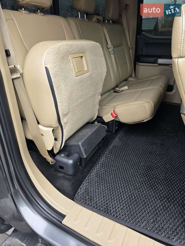 Пикап Ford F-150 2015 в Баре