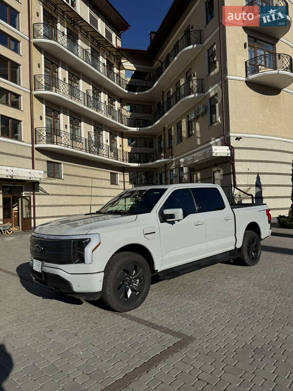 Пикап Ford F-150 2023 в Львове
