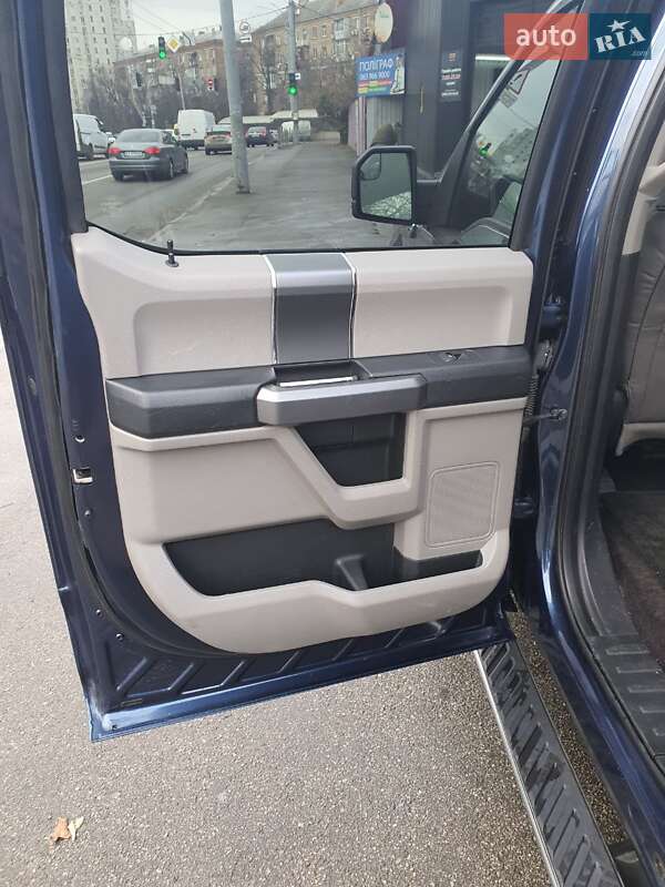 Пикап Ford F-150 2016 в Киеве