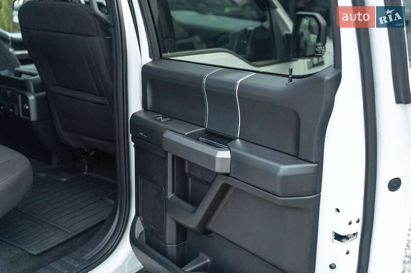 Пикап Ford F-150 2018 в Черновцах