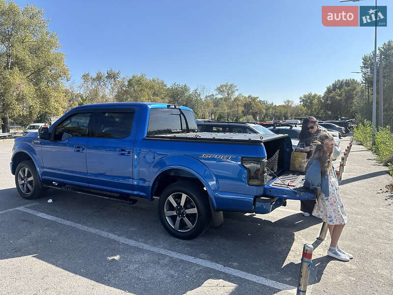 Пикап Ford F-150 2015 в Киеве