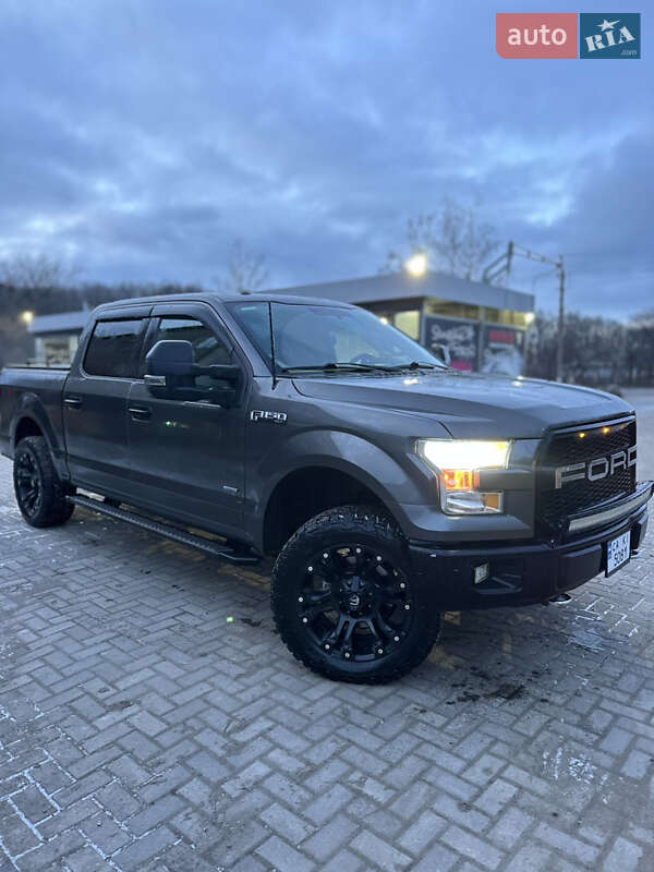 Пікап Ford F-150 2016 в Немирові
