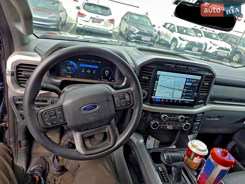 Пикап Ford F-150 2022 в Львове