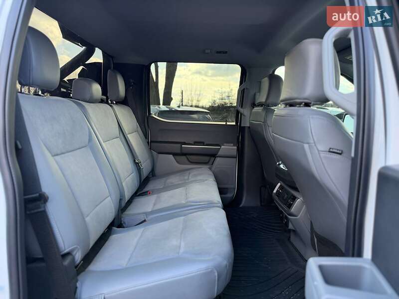 Пикап Ford F-150 2022 в Львове