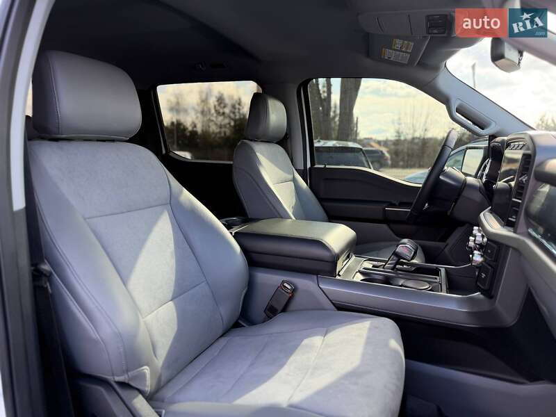 Пикап Ford F-150 2022 в Львове