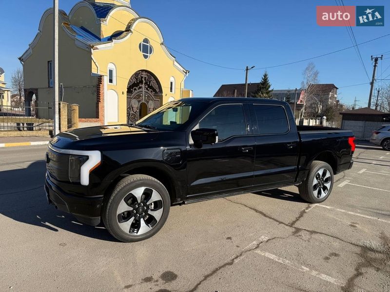 Пикап Ford F-150 2023 в Киеве фото 11 Пикап Ford F-150 2023 в Киеве