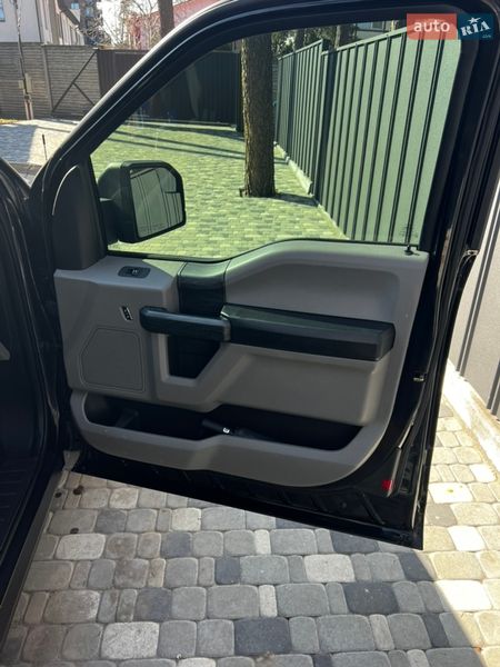 Пикап Ford F-150 2015 в Ирпене