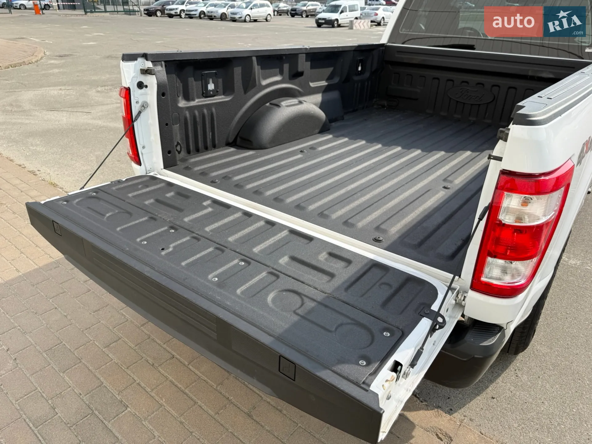 2022 Ford F-150 - мініатюра 12