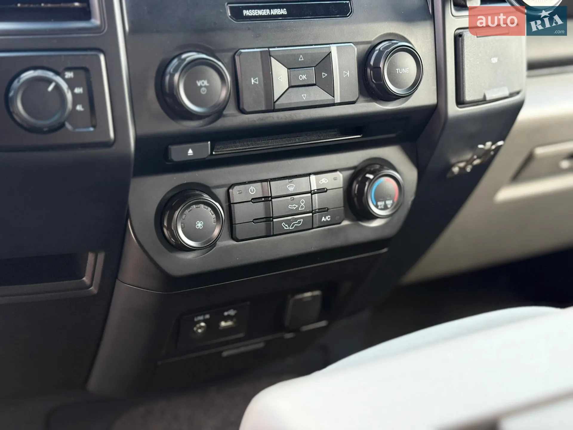 2015 Ford F-150 - мініатюра 58
