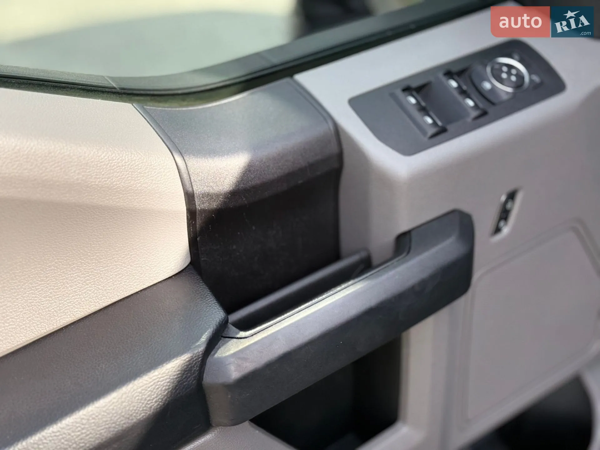 2015 Ford F-150 - мініатюра 70
