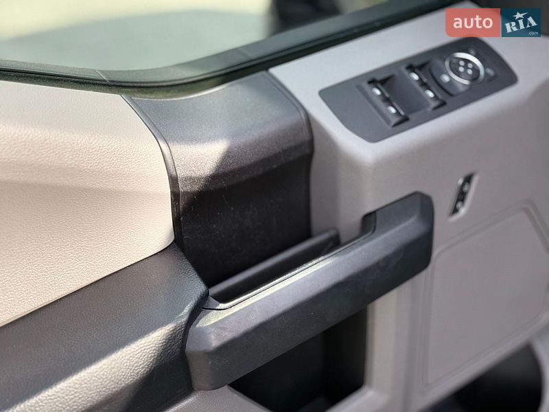 Пікап Ford F-150 2015 в Ковелі