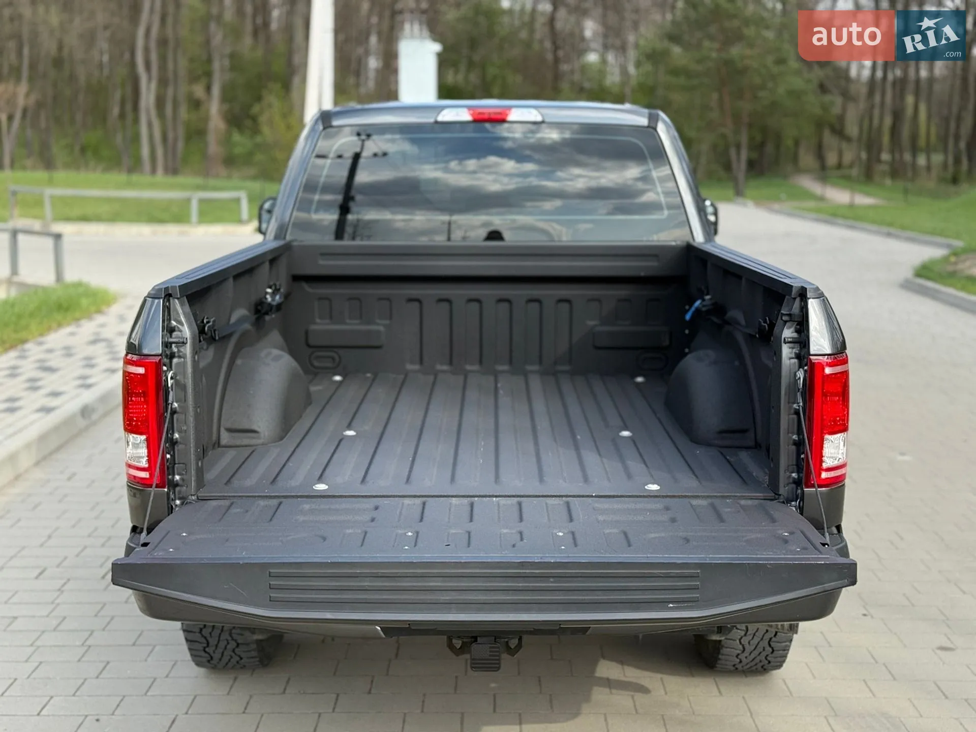 2015 Ford F-150 - мініатюра 147