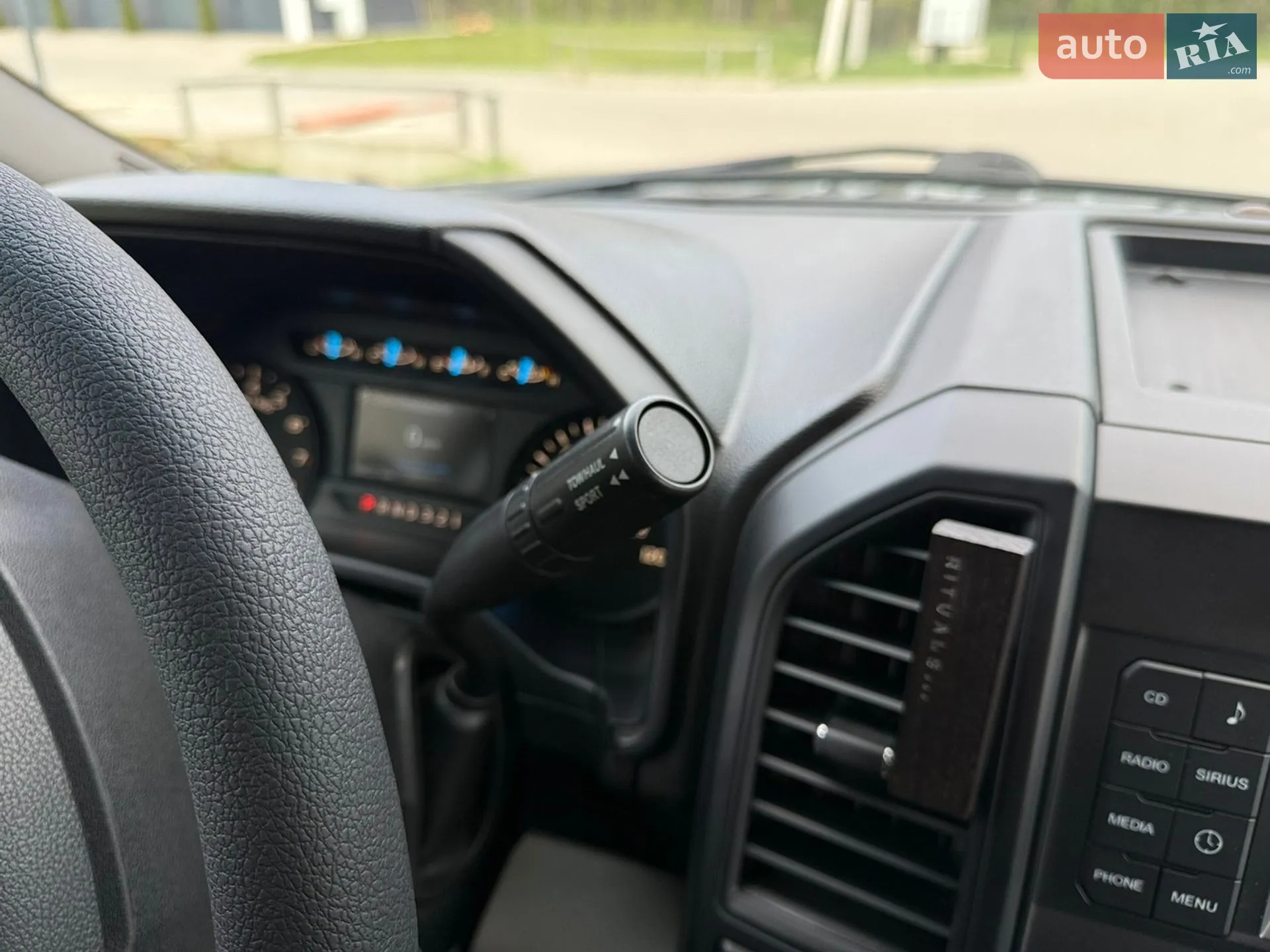 2015 Ford F-150 - мініатюра 179