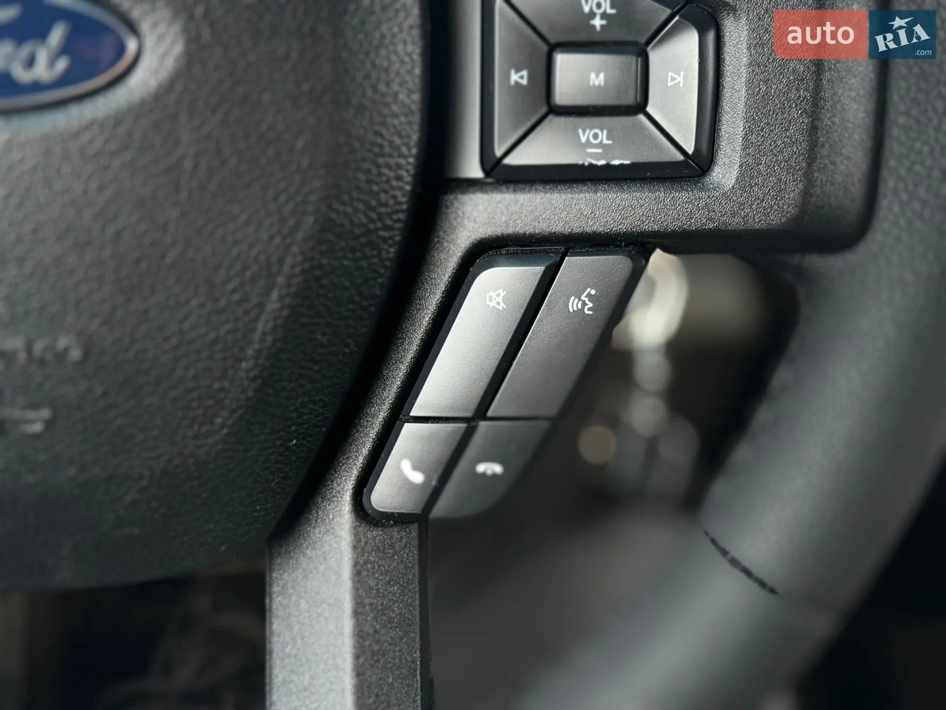 2015 Ford F-150 - мініатюра 183