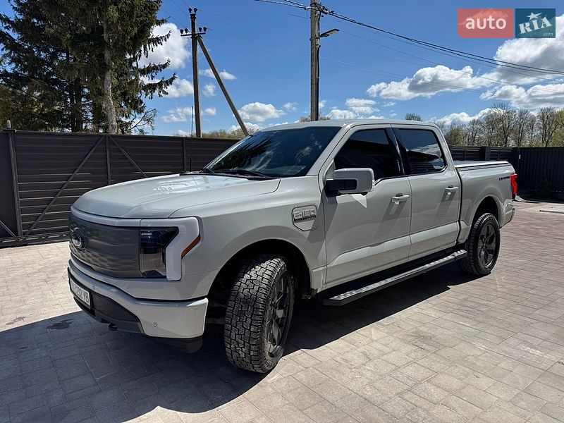 Пикап Ford F-150 2023 в Тернополе
