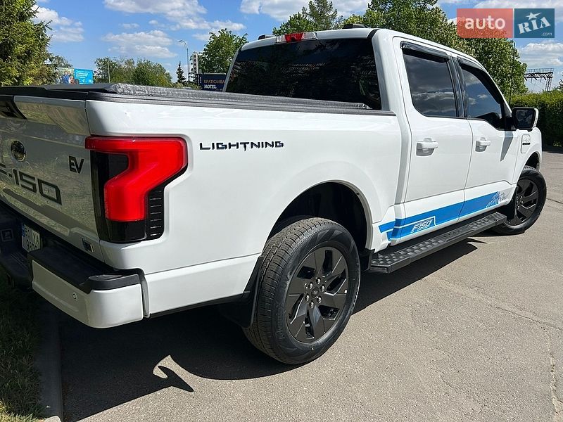 Пикап Ford F-150 2023 в Тернополе