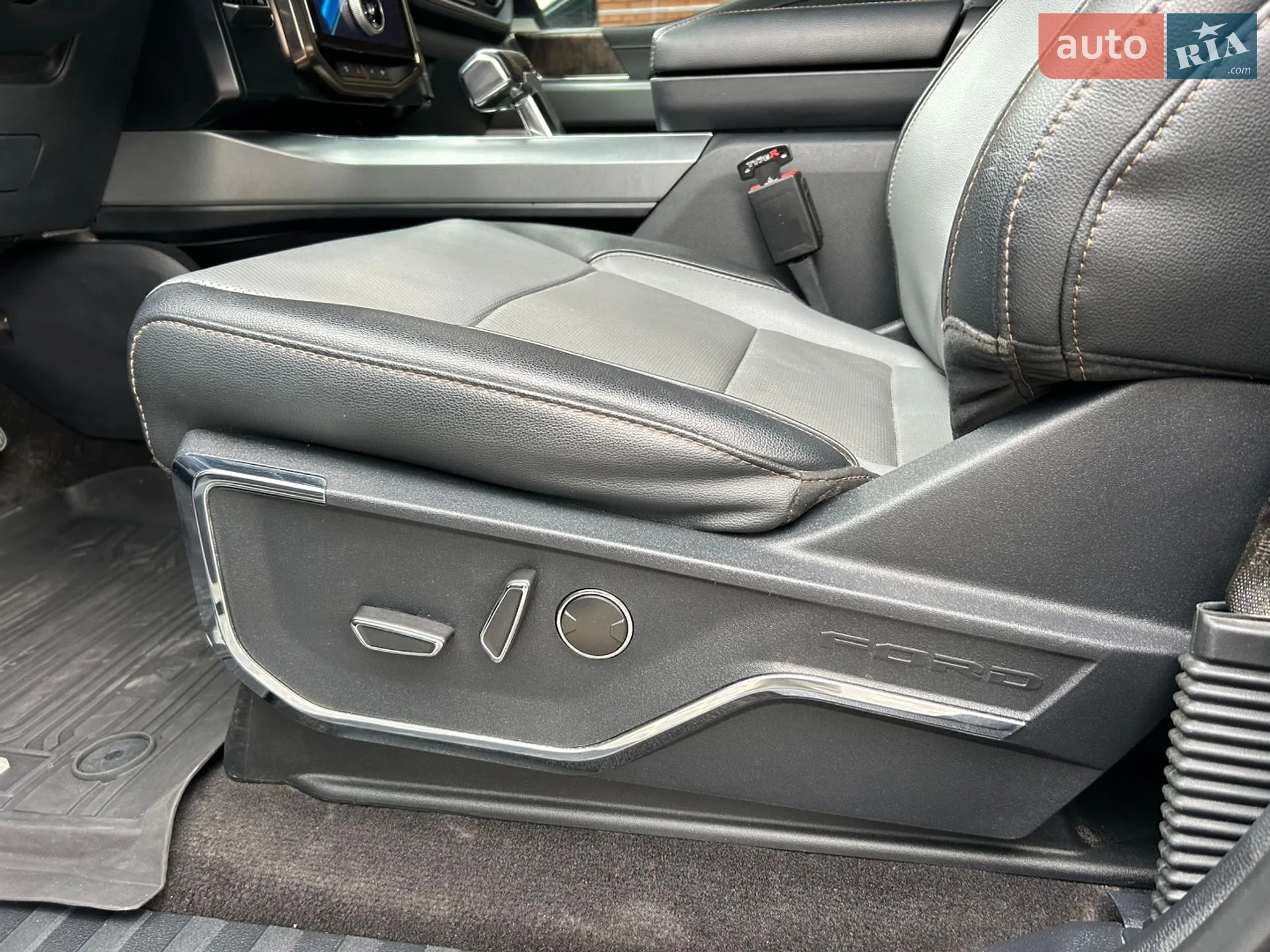 2022 Ford F-150 - мініатюра 20