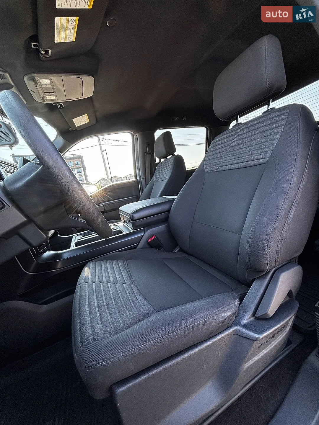 2022 Ford F-150 - мініатюра 22