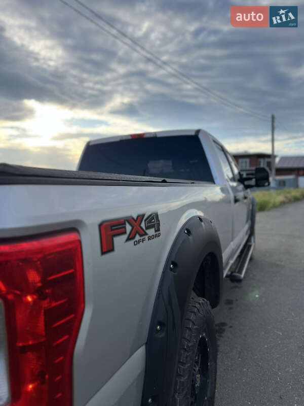 Пикап Ford F-250 2016 в Кривом Роге