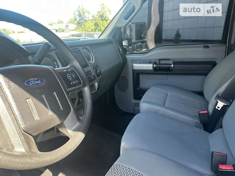 Пикап Ford F-250 2016 в Кривом Роге