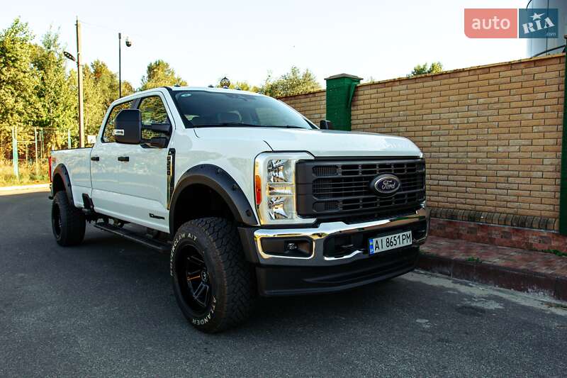 Пікап Ford F-250 2023 в Вишгороді