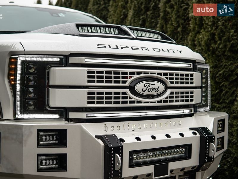 Пикап Ford F-250 2017 в Ровно