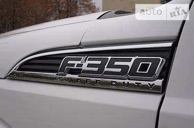 Пикап Ford F-350 2016 в Киеве