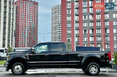 Пикап Ford F-350 2017 в 