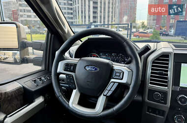 Пикап Ford F-350 2017 в 