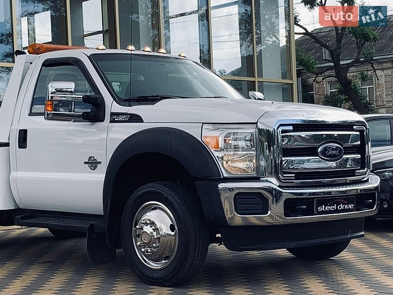 Эвакуатор Ford F-450 2014 в Николаеве