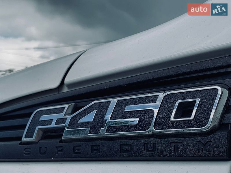 Эвакуатор Ford F-450 2014 в Николаеве