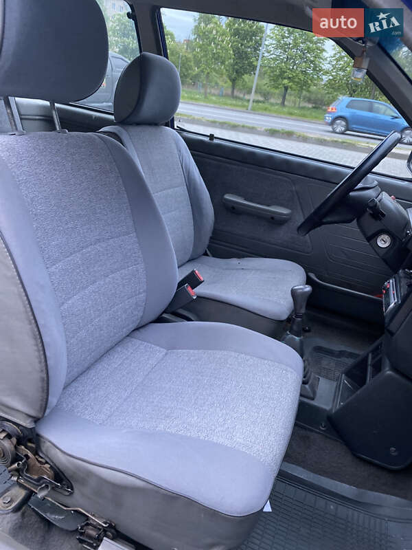 Хэтчбек Ford Festiva 1991 в Львове
