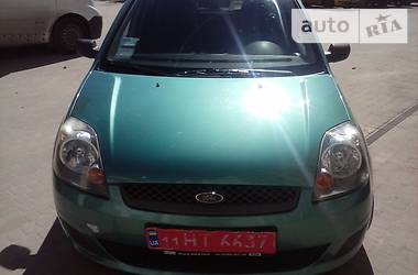 Хэтчбек Ford Fiesta 2006 в 