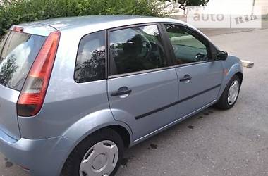 Хэтчбек Ford Fiesta 2004 в Алчевске