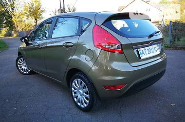 Хэтчбек Ford Fiesta 2011 в Калуше