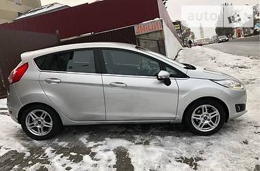 Хэтчбек Ford Fiesta 2013 в Черновцах