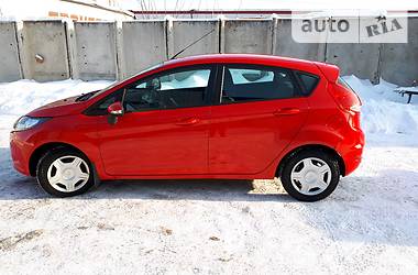 Хэтчбек Ford Fiesta 2011 в Сумах