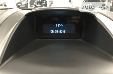 Хэтчбек Ford Fiesta 2016 в 