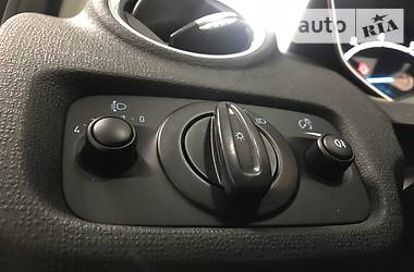 Хэтчбек Ford Fiesta 2016 в 