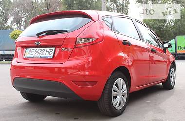 Хэтчбек Ford Fiesta 2012 в Днепре