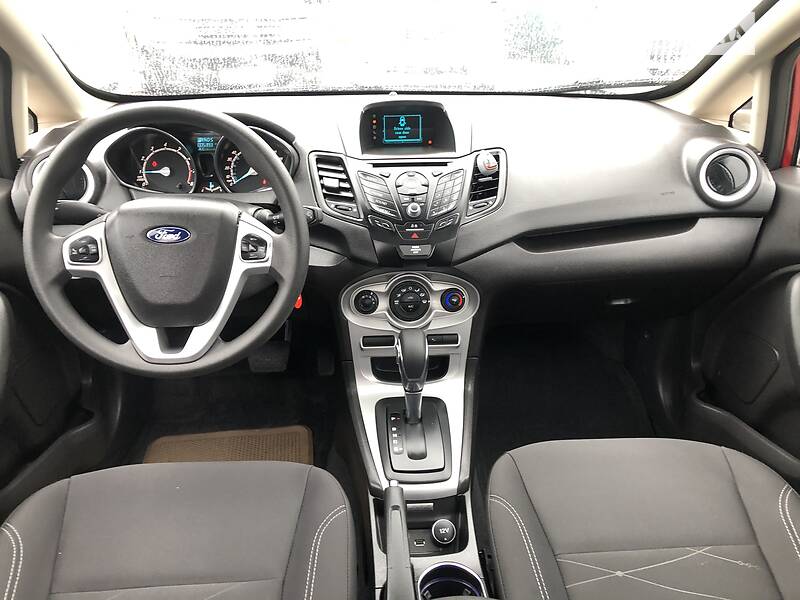 Седан Ford Fiesta 2017 в Львове