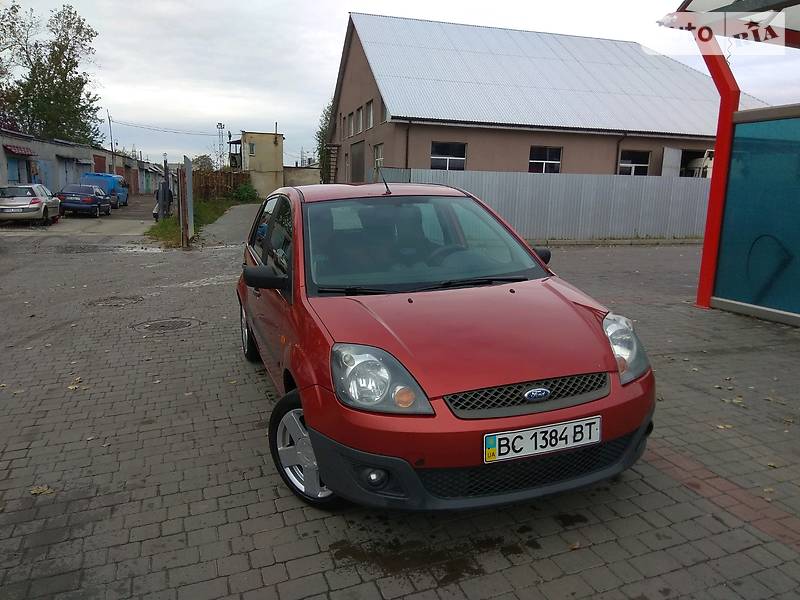 Хетчбек Ford Fiesta 2008 в Львові