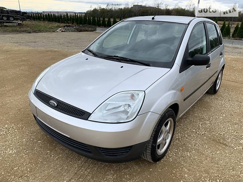 Хэтчбек Ford Fiesta 2004 в Тернополе