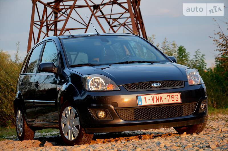 Хэтчбек Ford Fiesta 2007 в Трускавце