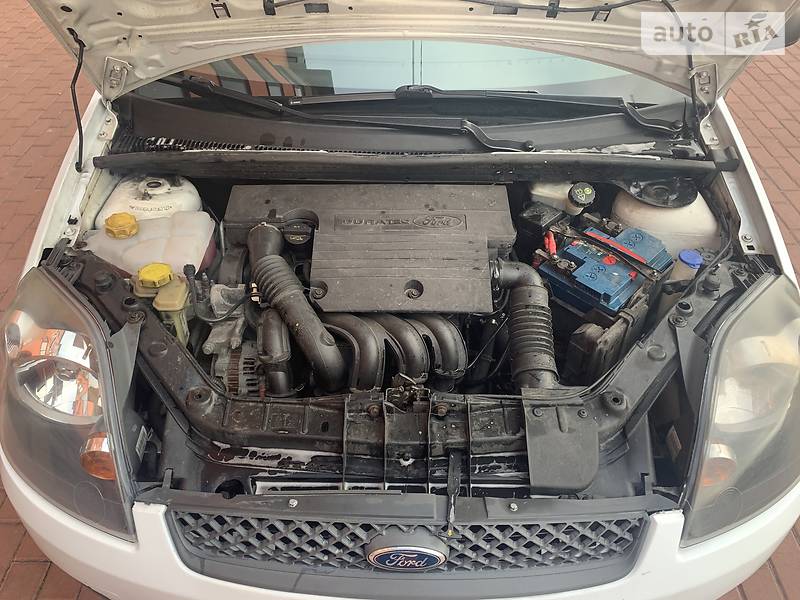 Хетчбек Ford Fiesta 2008 в Києві