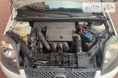 Хэтчбек Ford Fiesta 2008 в 